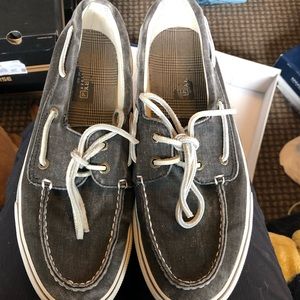 Sperry boat shoes.